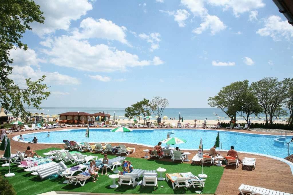 Hotel Arabella Beach Албена Екстер'єр фото