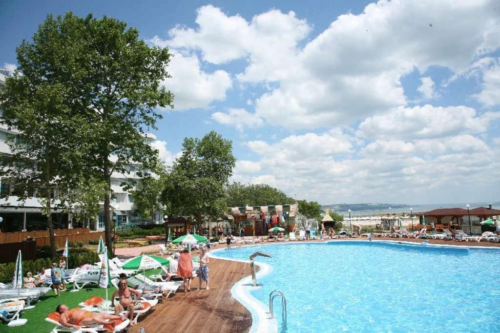 Hotel Arabella Beach Албена Екстер'єр фото